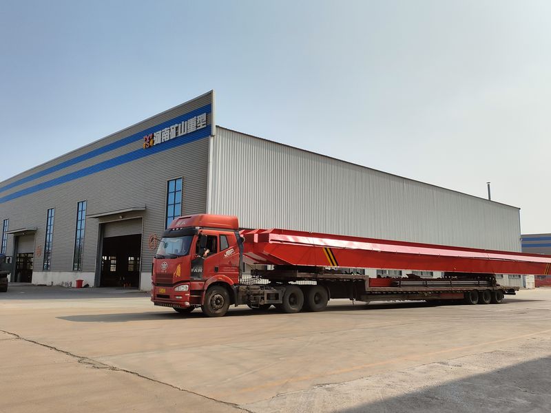 4臺電動單梁起重機，LD10t-26.53m，發(fā)往浙江交付客戶使用。