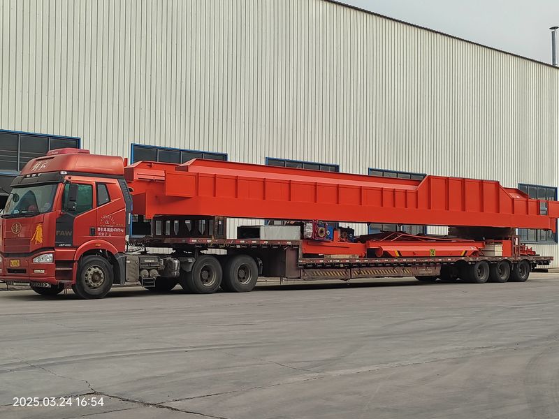 通用橋式起重機 QDXX32/5t—19.5m 電動單梁橋式起重機 2臺 LD10t—16.5m 制作完成，發(fā)往河北石家莊交付客戶使用。