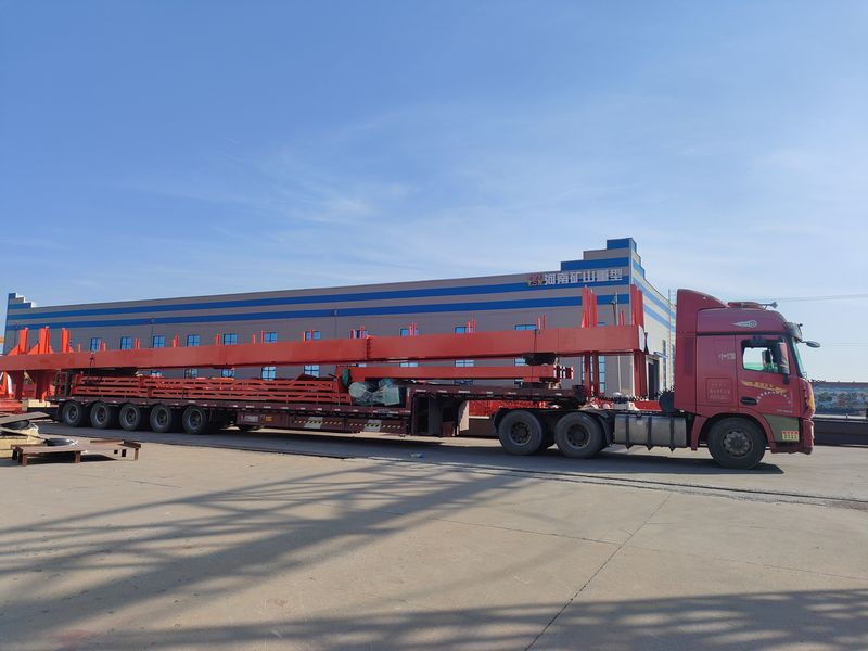 電動葫蘆門式起重機  2臺 MHxh10t—24m 制作完成，發(fā)往湖北交付客戶使用