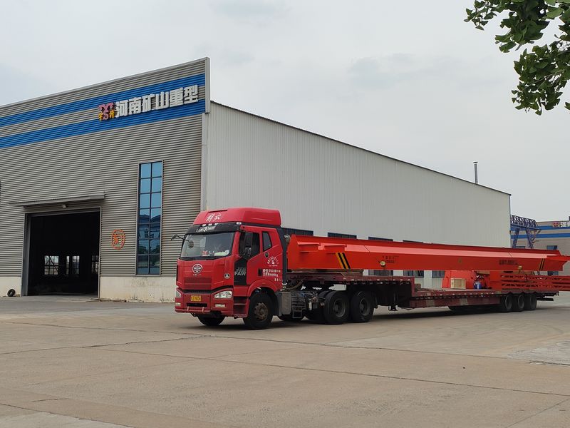 電動(dòng)葫蘆門式起重機(jī) MHxh10t—20m 制作完成，發(fā)往新疆交付客戶使用。